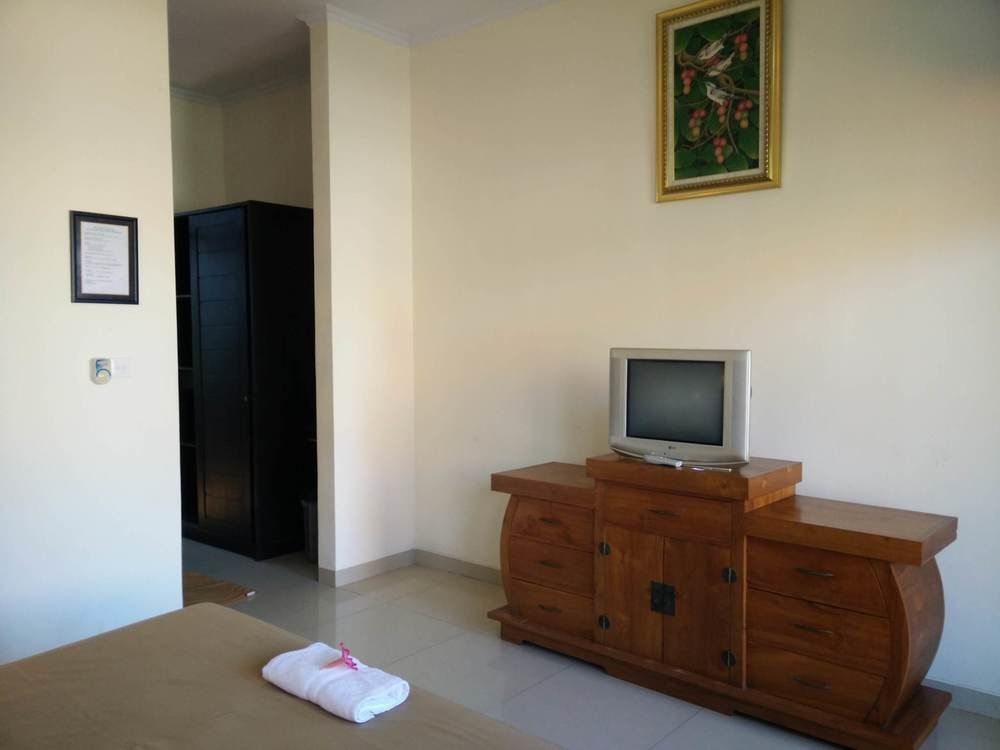 Yulia 2 Homestay *